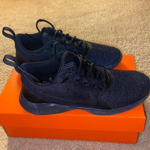 Women’s Nike sneakers